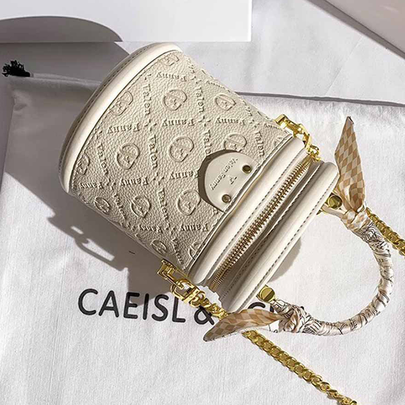 2023 trendy women's bags with niche design high-end embossed handheld crossbody bag mini shoulder bag for women