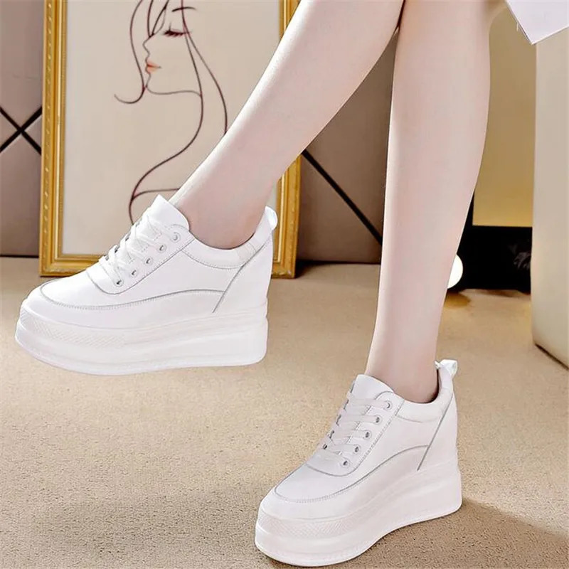Spring Summer Autumn White Hidden Wedge High Heels Casual Shoes for Women 9CM Platform Shoes Elevator High Heels Walking Sports Shoes for Women 241106
