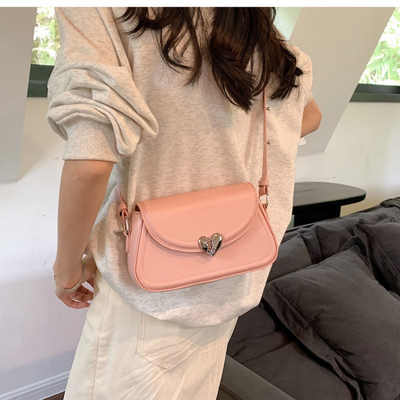 Metal Loving Heart Buckle Shoulder Bag For Women Fashion Handbags Silver Color French Small Purse Designer Underarm Phone Bag