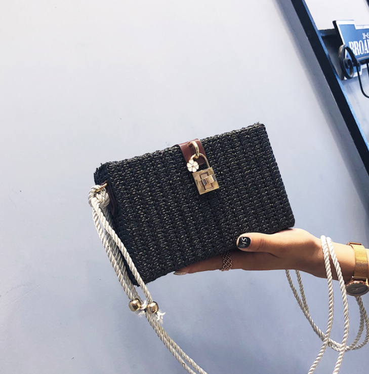 Handmade Straw Shoulder Bag Summer Women's Woven Rattan Bag Vintage Beach Cross Body Bag Female Lock Handbag With Flowers