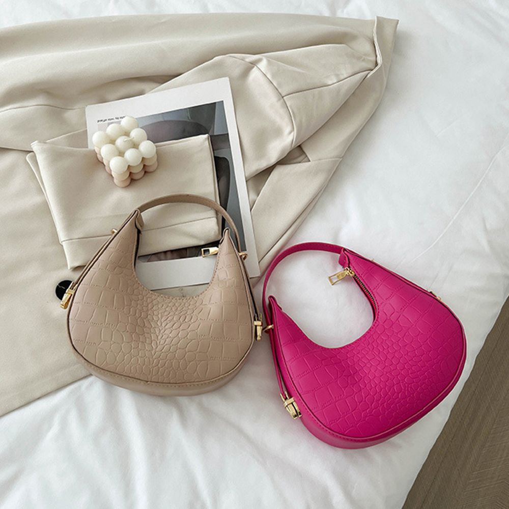 Fashion PU Leather Underarm Bags Women Clutch Handbags Single Shoulder Bag Ladies Trendy Simple Hobos Bag Female Totes
