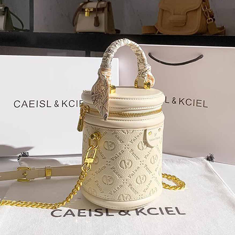 2023 trendy women's bags with niche design high-end embossed handheld crossbody bag mini shoulder bag for women