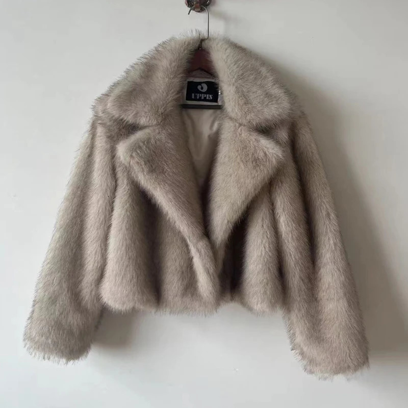Autumn Winter Fur Coat Womens Short Lazy Style Fox Fur Leather Jacket Cut Fluffy Casaco De Pele Feminino 241106