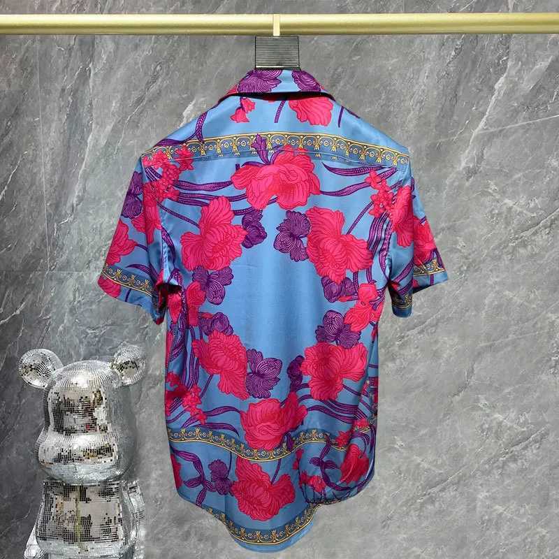 Men's T-Shirts Retro Court Colorful Contrast Print Mens Short sleeved Street Clothing Summer Hawaii Casual Shirt Mens Street Chemical Mens J24040