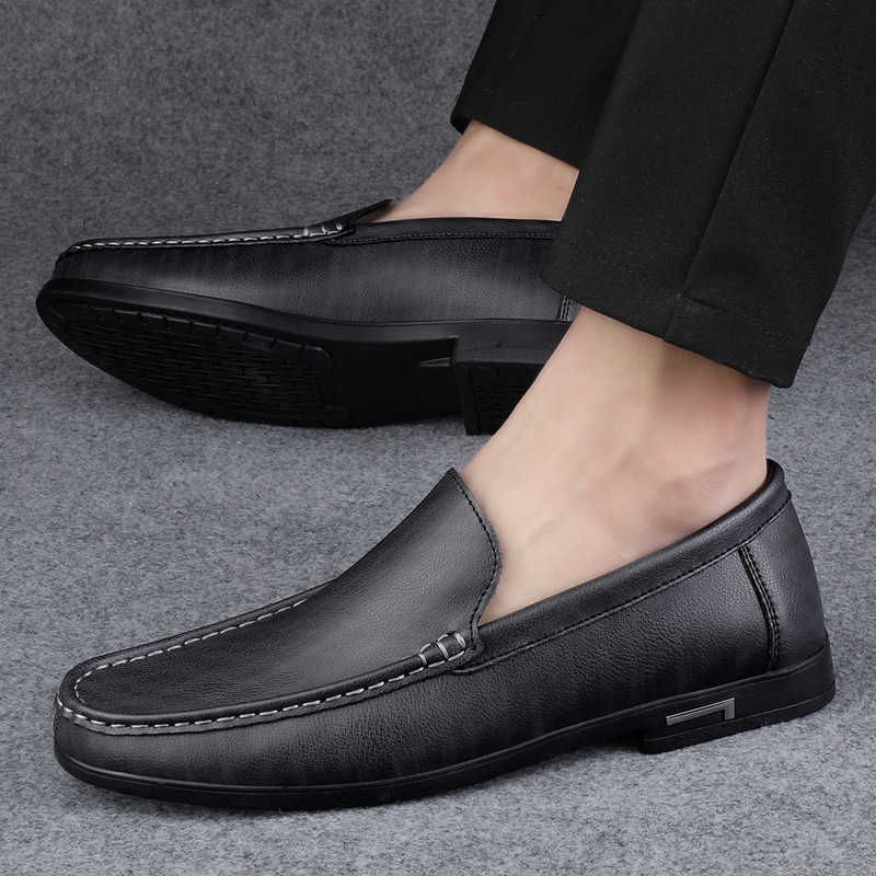 CMM New Leather Shoes Soft Soles for Mens Driving Shoe Covers Casual Shoes Bean Shoes Fashion Korean Version Trendy Mens Leather Shoes Mens Shoes