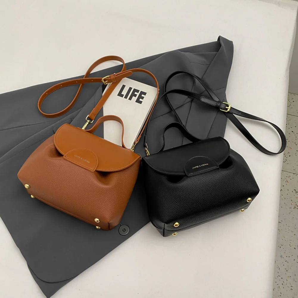 Women Crossbody PU Leather Fashion Sling Bag Solid Color Chic Simple Handbag Daily Purse for Female