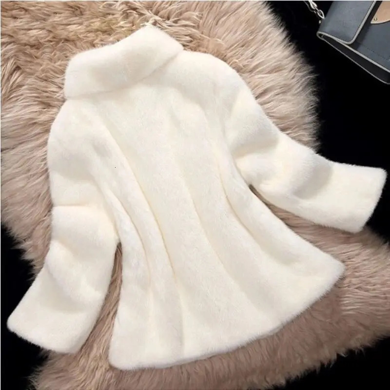 Fur coat winter womens jacket imitating mink fur stand up collar short sleeved casual womens clothing 241107
