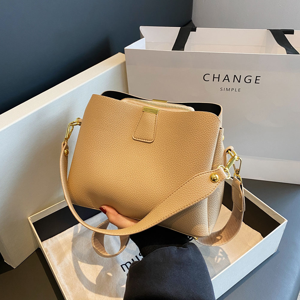 Women Luxury Shoulder Bag Large Capacity Bucket Satchel Bag Adjustable Strap Simple Underarm Bag Ladies Outdoor Bag