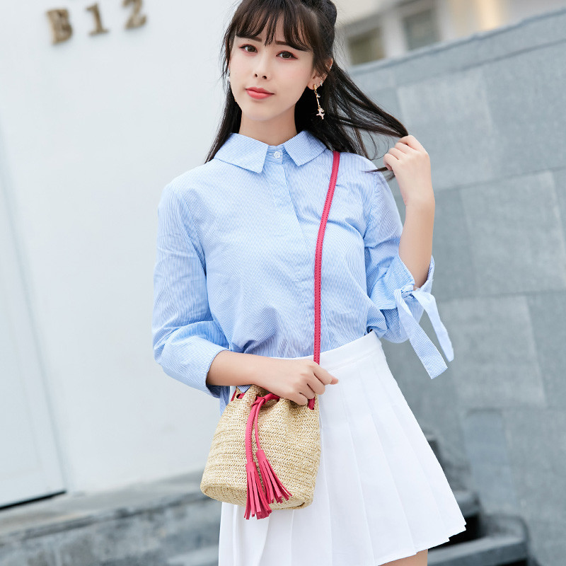 Straw Beach Bag Vintage Handmade Woven Shoulder Bag Rattan Bucket Bags Bohemian Summer Vacation Casual Tassel Bags Sac