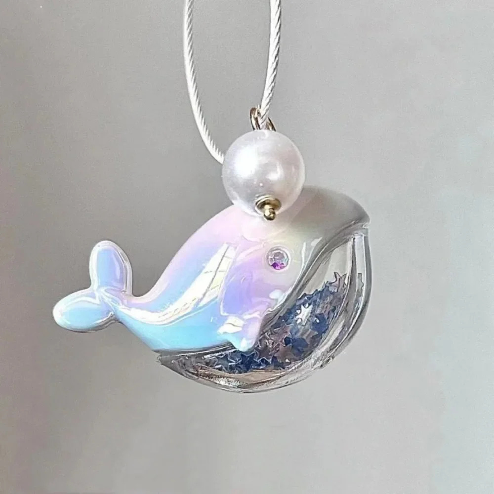 Cute Whale Keychain Pendant Accessories School Bag Pendant Keychain Couple Romantic Gift Running Charm Jewelry 241107