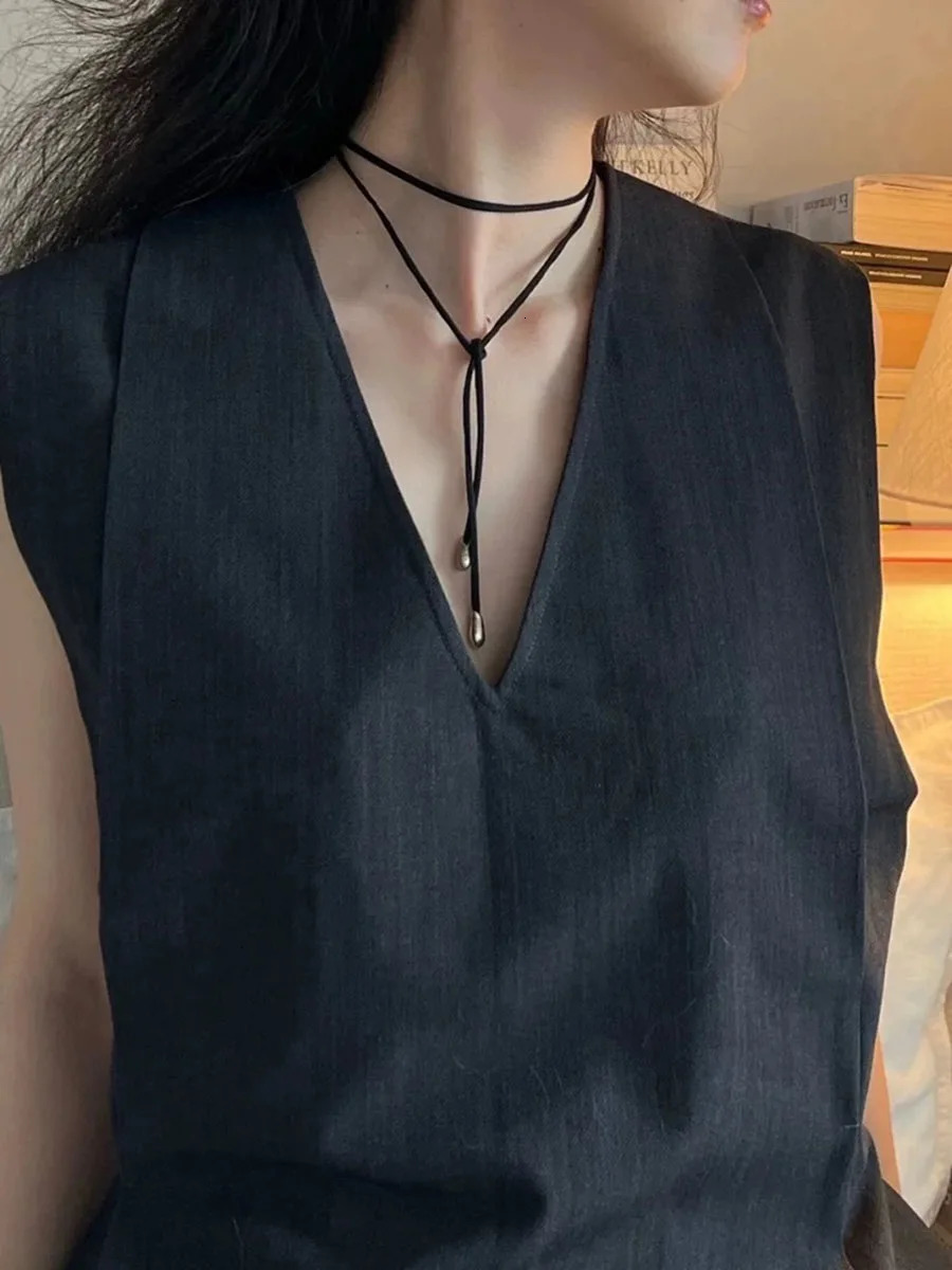 Black rope necklace suitable for women adjustable length necklace Korean fashion jewelry minimalist 241107