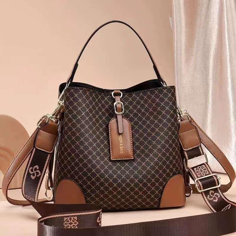 Hot selg new exquisite women's bagpu plaid bucket large capacity single shoulder New crossbody bag ladiesbags