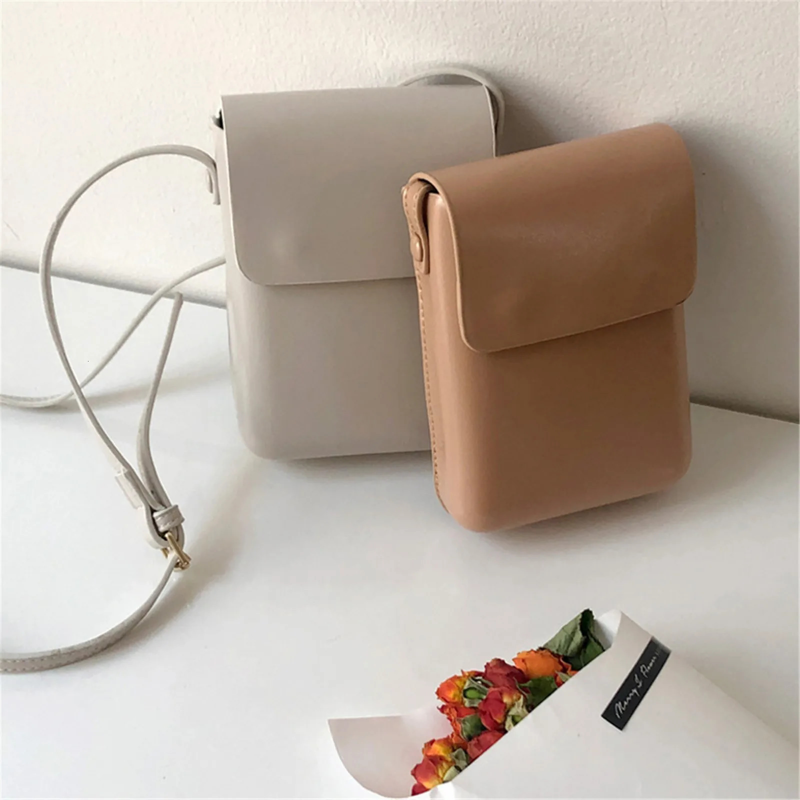 Mini Crossbody Phone Bag Mini Pu Leather Strap Bag Phone Bag Womens Fashion Cute Retro Edition Shoulder Bag 241107