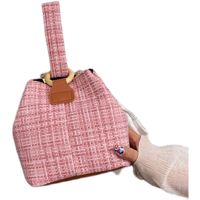 Female Bag 2021 Popular Summer Style Cylindrical Bag Casual Woven One-shoulder Bucket Bag Portable Ins Chain Messenger Bag