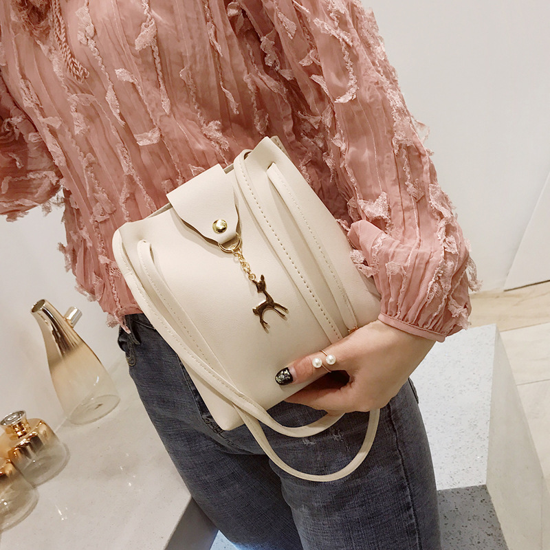 Reindeer Design Women Handbags Bambi Women's Drawstring Bucket Messenger Mini PU Leather Shoulder Crossbody Bags Ladies Handbag