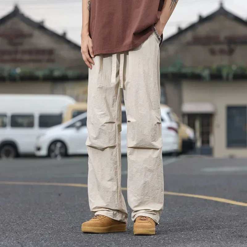 Streetwear New Mens Straight Pants Large Pockets Sports Wide Leg Pants Basic Cargo Pants Korean Lightweight Trousers LX241107