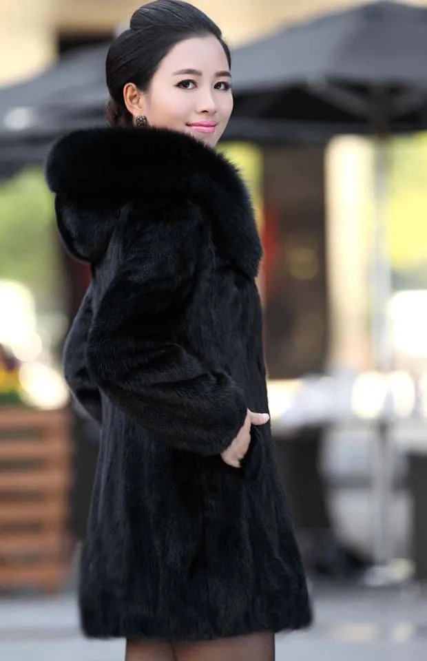 Womens faux fur coat in winter warm black fox fur long round neck hat warm young womens style 241107