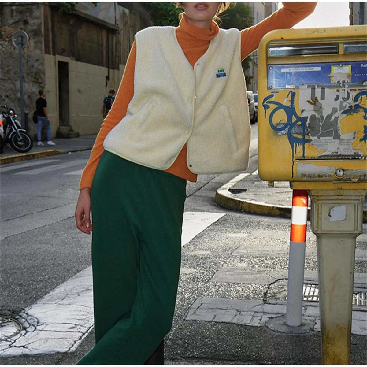 Women Fashion Vest Coat Autumn Winter V Neck Solid Single Breasted Sleeveless Coats Loose Streetwear Lady Outfit Vests 241107