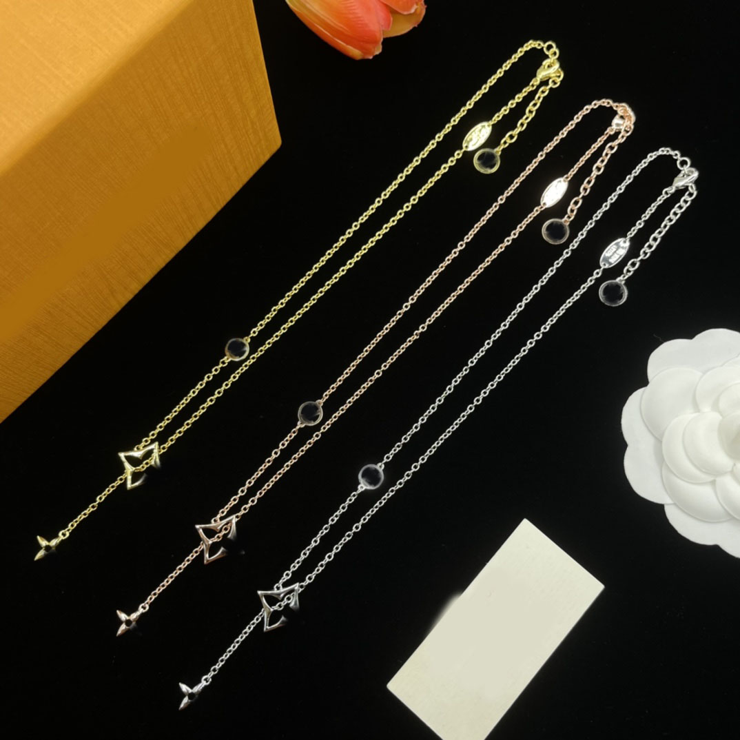 Pendant Necklaces Designer Pendant Necklace Elegant Flower Letters Charm For Woman Crystal Necklace Mens Silver Gold Plated Chain Choker Necklace Fashion Diamond