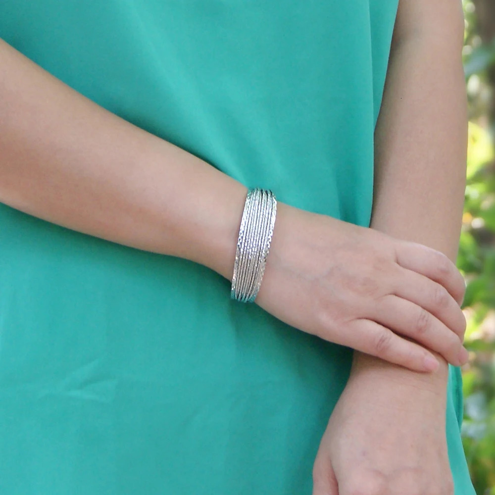 Fashion Jewelry 925 Pure Silver Open Bracelet Exquisite Charm Pattern Bracelet Womens Wedding Party Gift Jewelry 241107