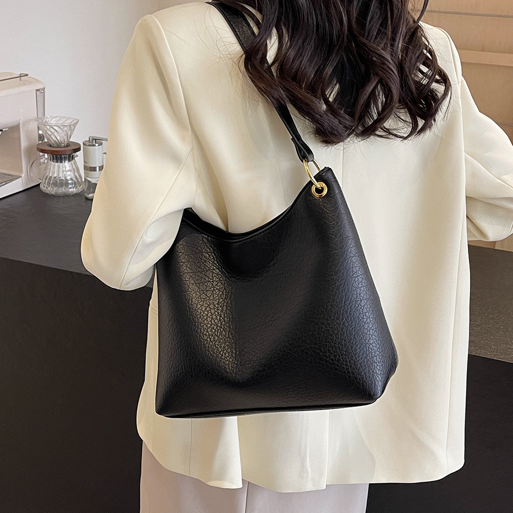 Women Chic Hobo Bag Large Capacity PU Leather Simple Shoulder Bags Solid Color Elegant Crossbody Bag for Outdoor Travel bolsos