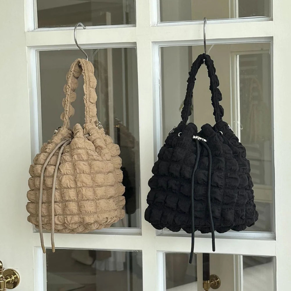 Womens bedding pleated hanging bag soft bedding cloud wallet solid color suitable for parties travel and work 241106