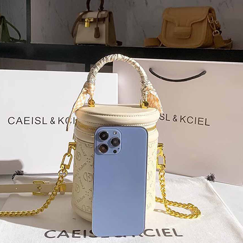 2023 trendy women's bags with niche design high-end embossed handheld crossbody bag mini shoulder bag for women