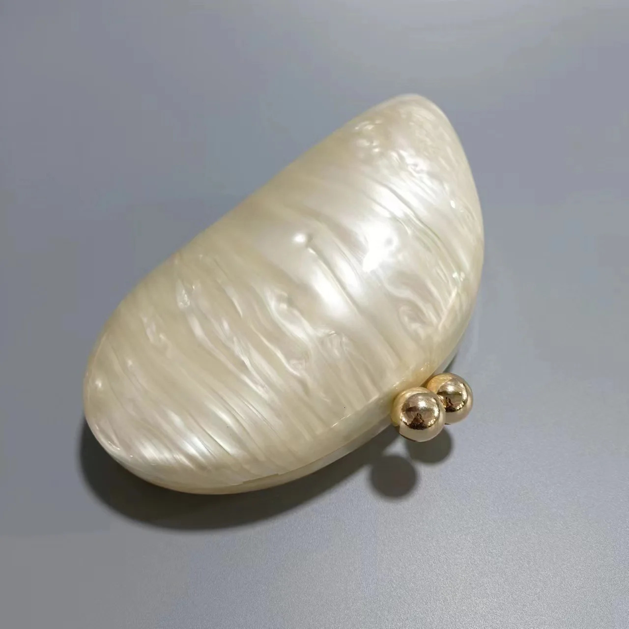 Selling Acrylic Shell shaped Clutch Bag for Womens er Evening Party Cute Pearl Egg Wallet Blue Handbag Wholesale 241106
