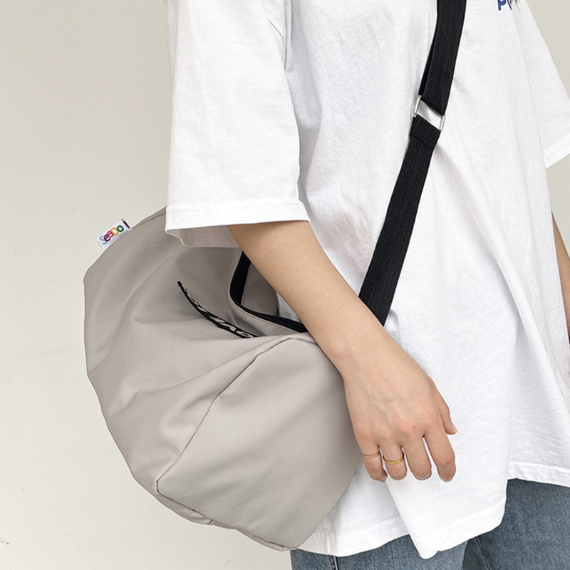 Waterproof Gym Training Bag Women Fitness Handbag Outdoor Travel Duffle Bag Lady Sports Swim Bags Ultralight Yoga Gym Bags 2023