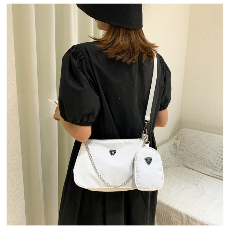 Dropshipping New Women High Quality Square Solid Bags Retro Women Crossbody Bags Style Crescent Chain Underarm Shoulder Bags