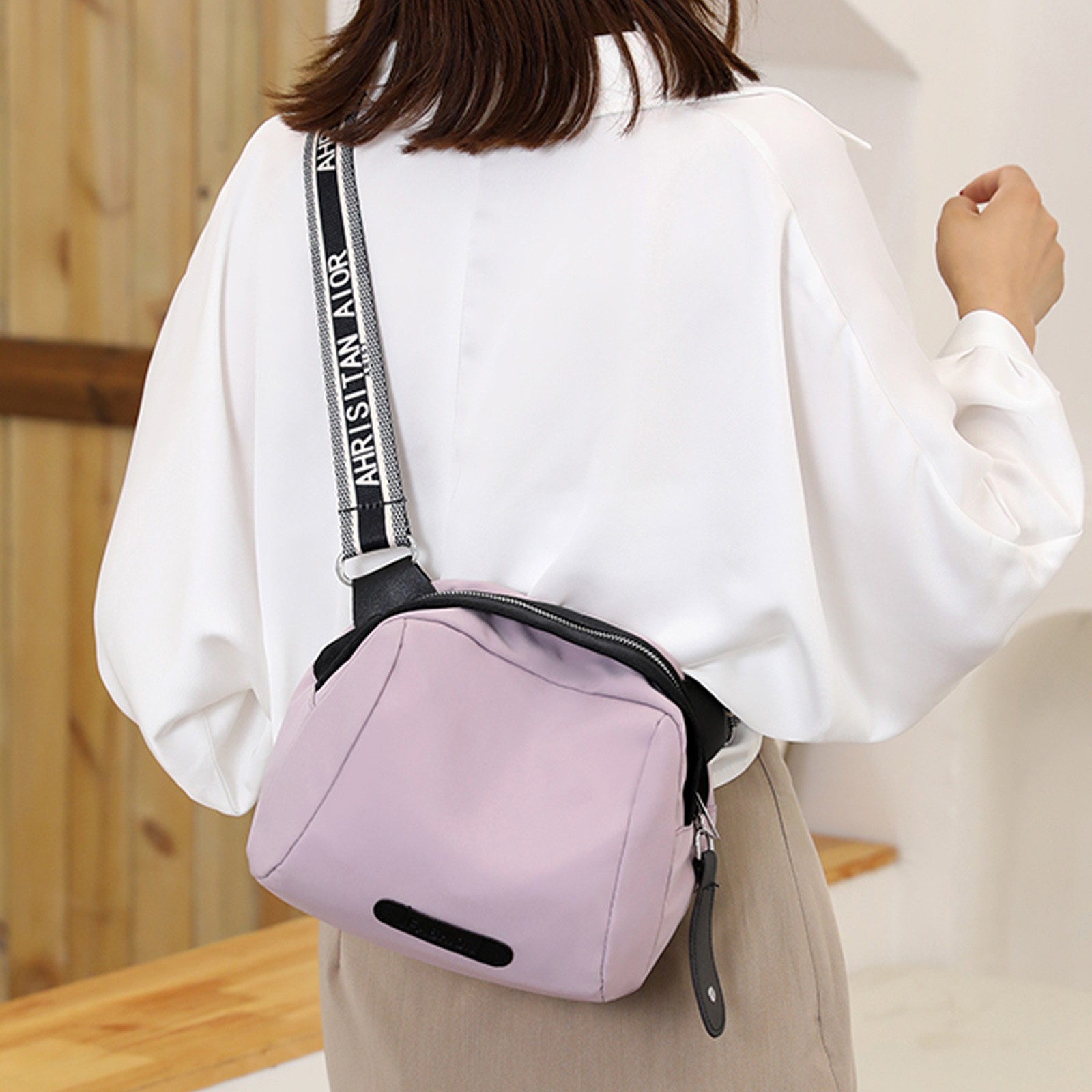 New Women Crossbody Bag Fashionable Casual Shoulder Bag Lightweight Nylon Fabric Crossbody Purse Bolsos De Mujeres En Oferta