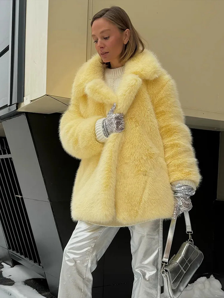 Medium length womens fur coat set with loose neckline imitating fox fur coat warm soft thick winter social fur coat 241106