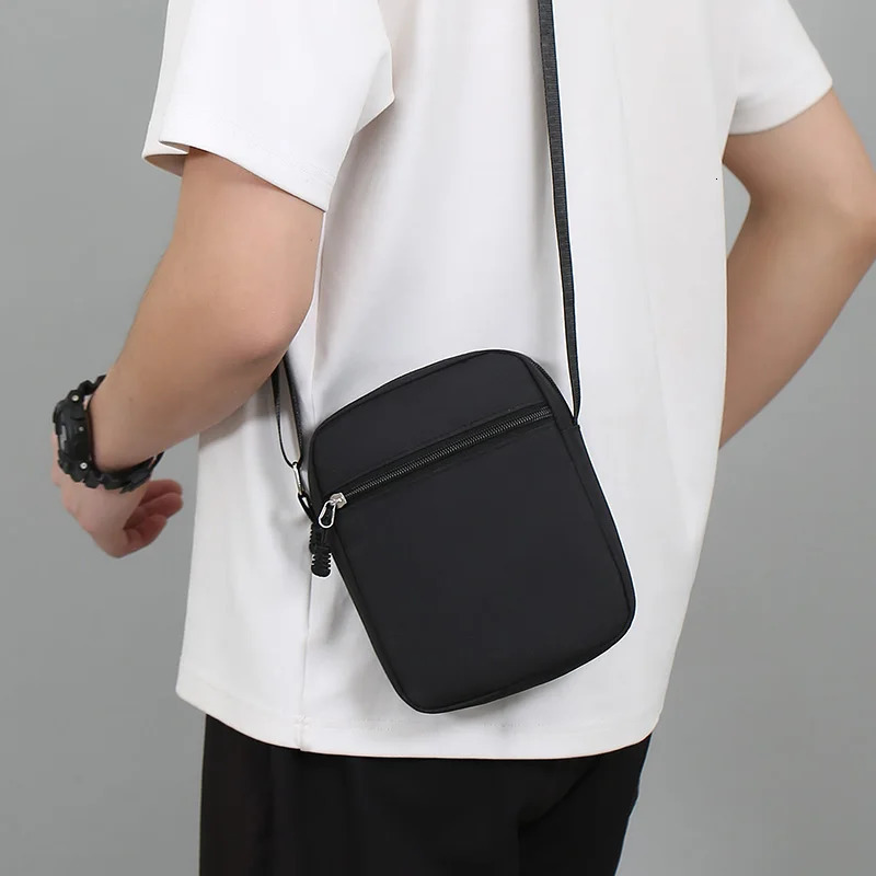 Simple Casual Mini Crossbody Bag Men Nylon Small Shoulder For Oxford Black Messenger Side Sling Husband Chest 241106