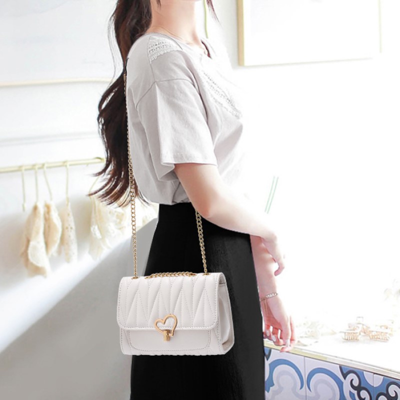 Women's Leather Premium Textured Chain Single Shoulder Handbag Small Square Bag Crossbody