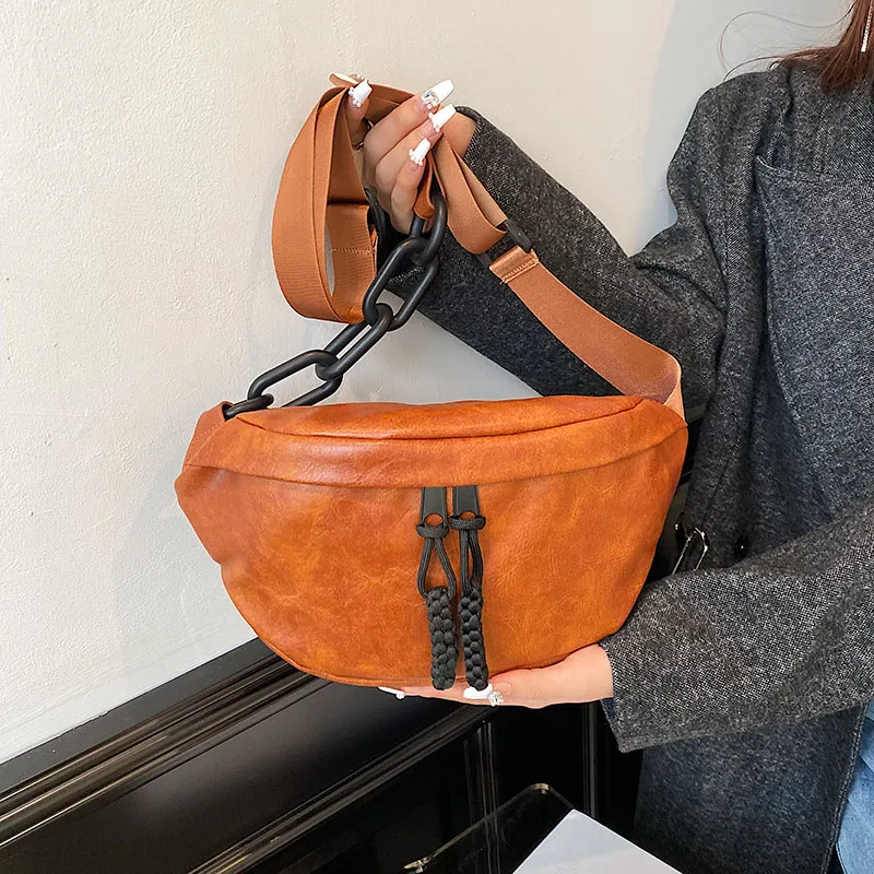 Retro Female Belt Bag Premium leather Saddle Waist Bags Designer Fanny pack Handbag Fashion Ladies Shoulder Crossbody Chest Bag