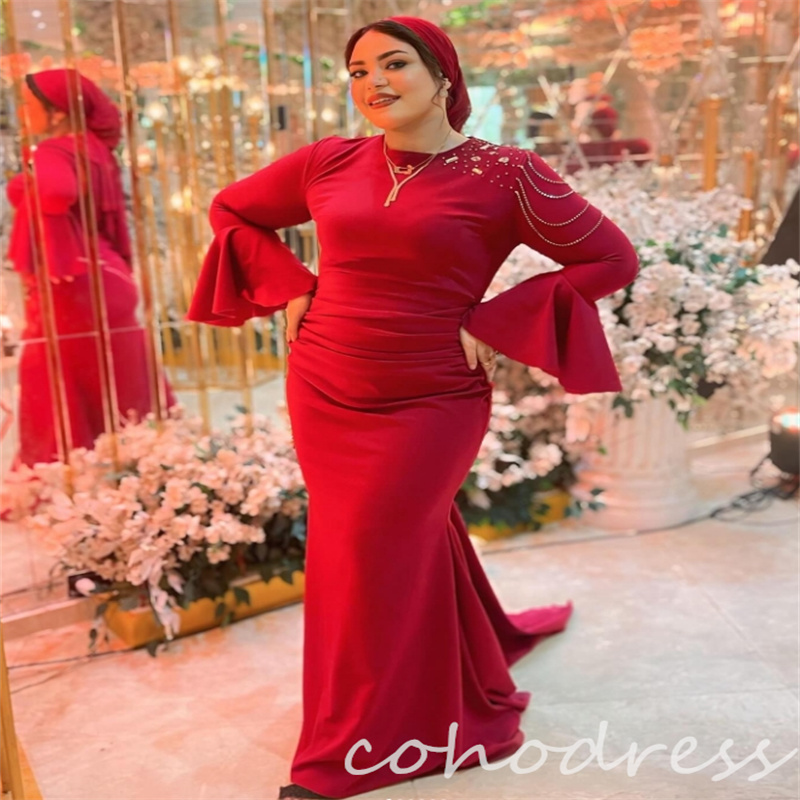 Beautiful Red Arabic Evening Dresses With Beaded Plus Size Mermaid Prom Dress High Neck Long Sleeve Satin Engament Dress Special Occasion Birthday Par