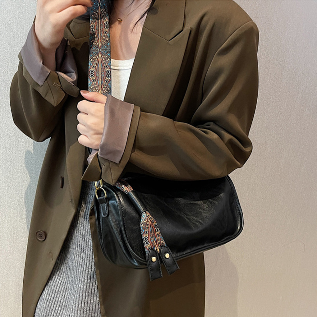 Luxury Vintage PU Leather Pillow Bag Shoulder hobo Bag for Women Lashion Wide Strap Crossbody Bag for Women Purse