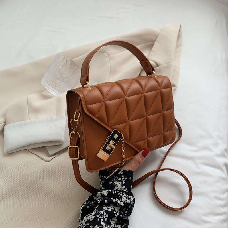 Solid color small bag 2024 autumn fashion embossed crossbody bag, stylish diamond grid simple handbag for women