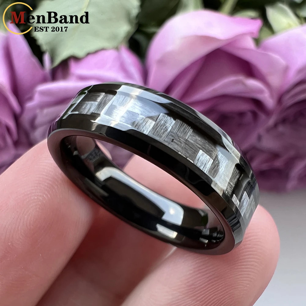 Mens Fashion 6mm 8mm Tungsten Carbide Ring Mens Engagement and Wedding Ring Grey Carbon Fiber Inlaid Comfortable Fit 241106