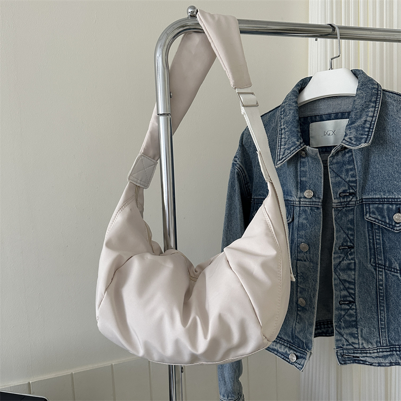 New Casual Nylon Women Bags Shoulder Bag Woman Crossbody Bag Hobo Bags Dumpling Bag Large Capacity Female Half Moon Totes