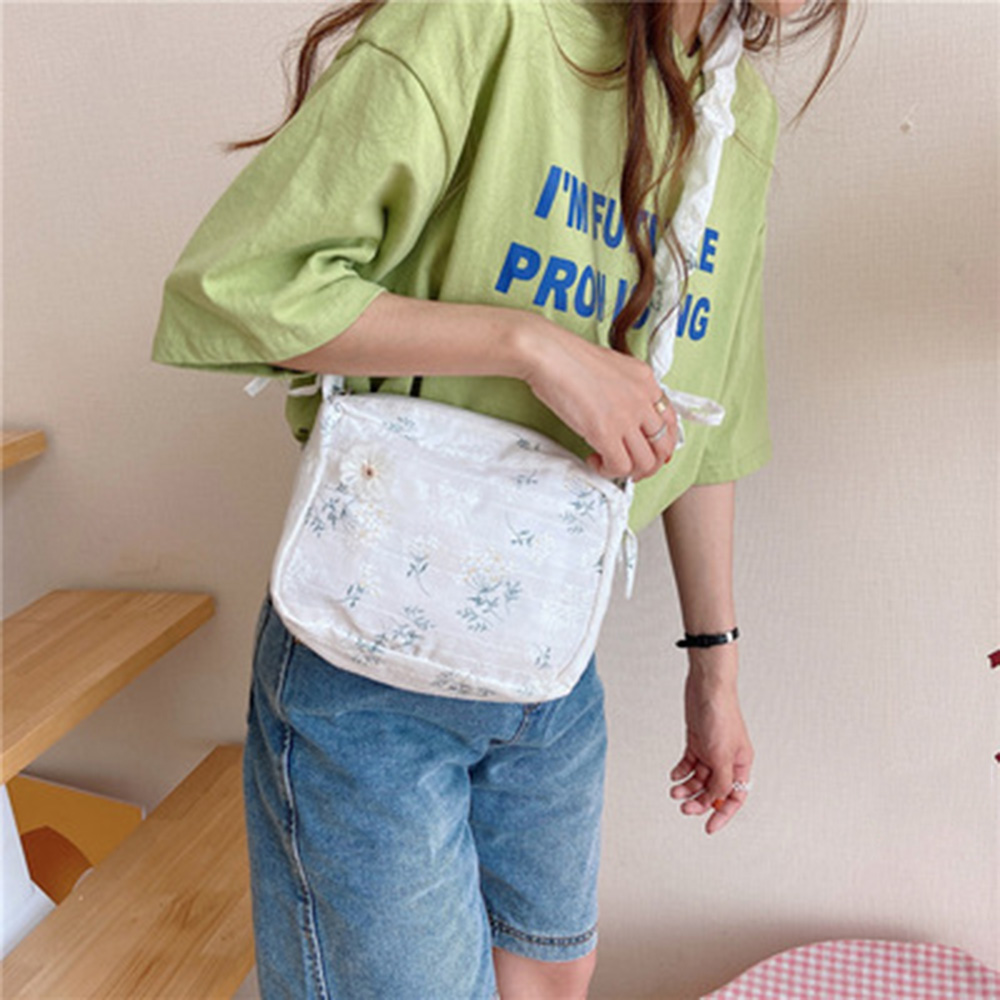 2021 New Ins Small Daisy Flower Messenger Bag Casual Embroidery Summer Shoulder Bag Shopping Bag Hand Bag