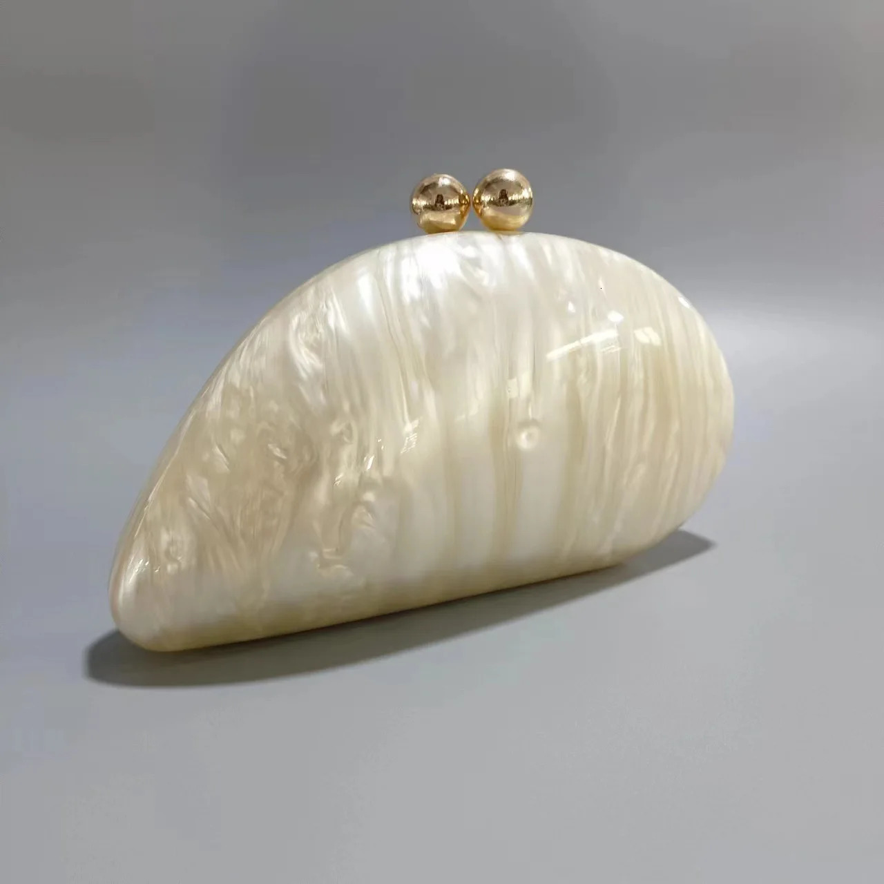 Selling Acrylic Shell shaped Clutch Bag for Womens er Evening Party Cute Pearl Egg Wallet Blue Handbag Wholesale 241106