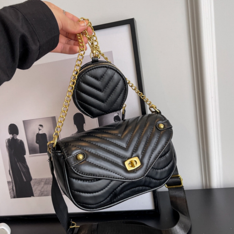 Women's Leather New Embroidered Thread Bag, Fashion Texture Locking Single Shoulder Crossbody Bag