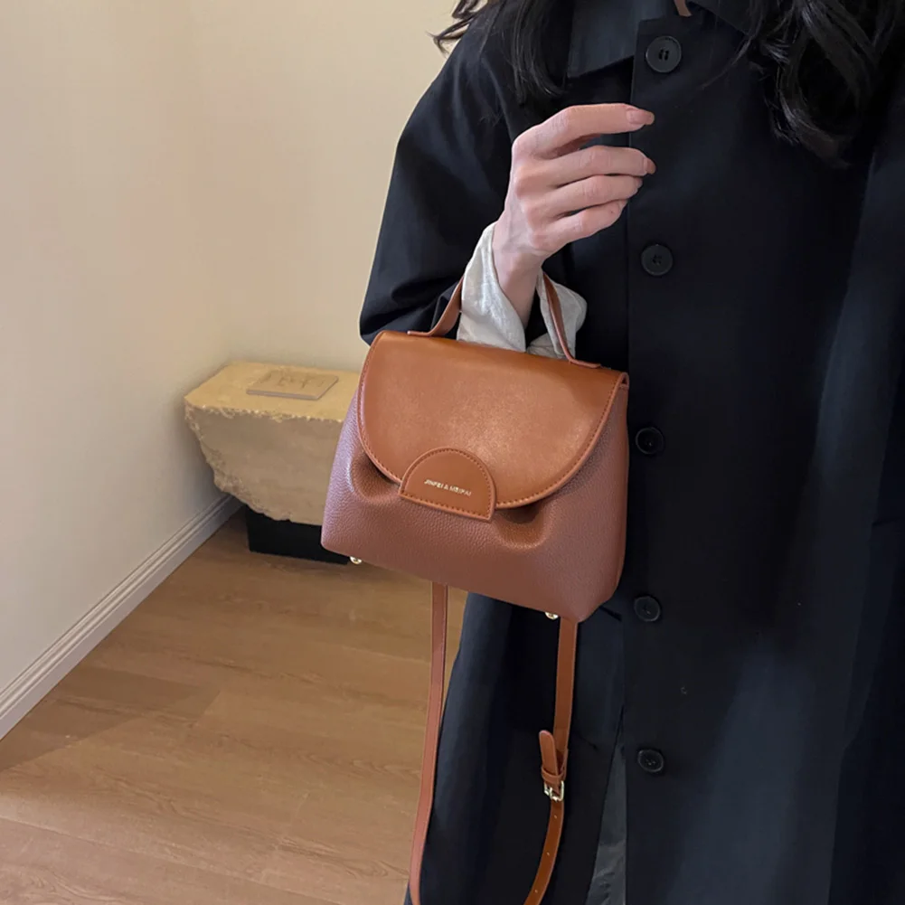 Women Crossbody PU Leather Fashion Sling Bag Solid Color Chic Simple Handbag Daily Purse for Female