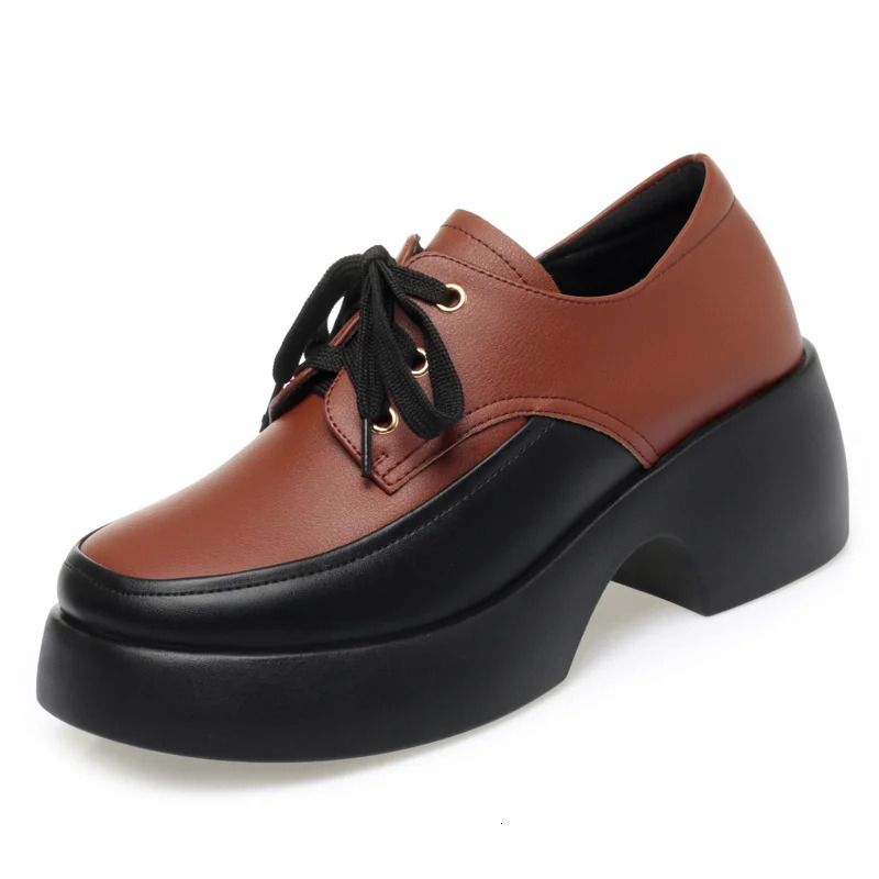2024 Elegant Versatile Lace Comfortable Soft Leather Shoes for Womens Retro Thick soled High Heels Casual Single Shoes 241106