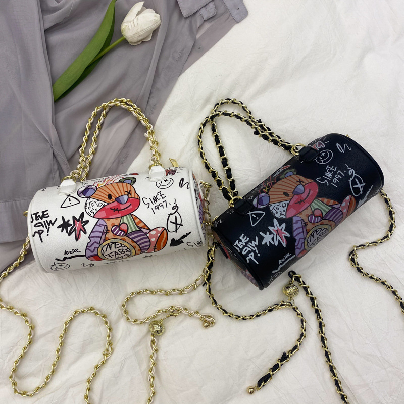 2021 Summer New Kawaii Cute Shoulder Bag Female Bear Graffiti Underarm Cylinder Bag Female Chain Shoulder Messenger Bag