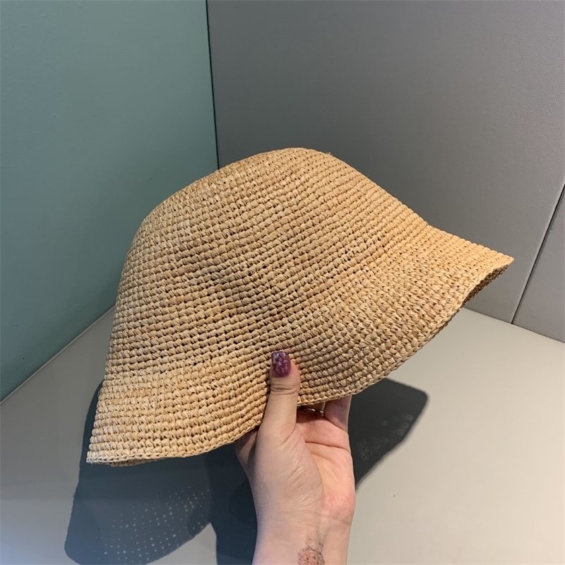 Handmade Ladies Crochet Natural Raffia Straw Bucket Hat For Spring Summer Beach Floppy fisherman Caps y240320