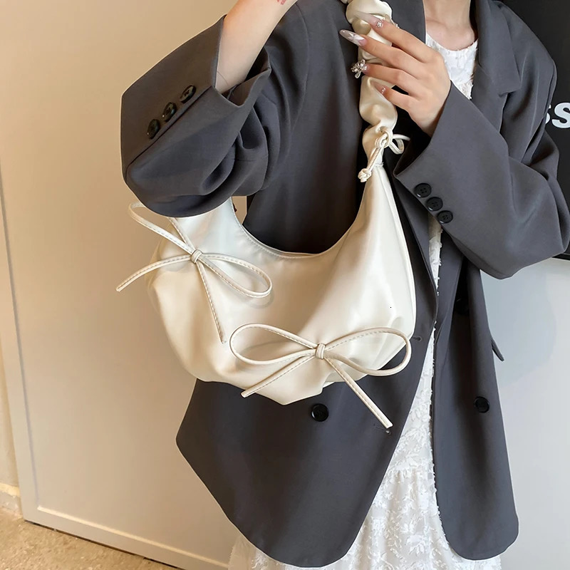 LEFTSIDE small bow silver PU womens leather shoulder bag Y2K fashion trend underwear bag womens handbag 241106
