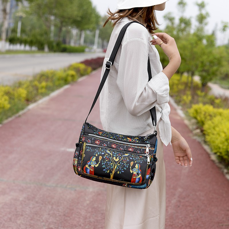 New 2023 Designer Handbags Women Leisure Waterproof Nylon Shoulder Bags Retro Crossbody Bag Bolso mujer marcas sac a main femme