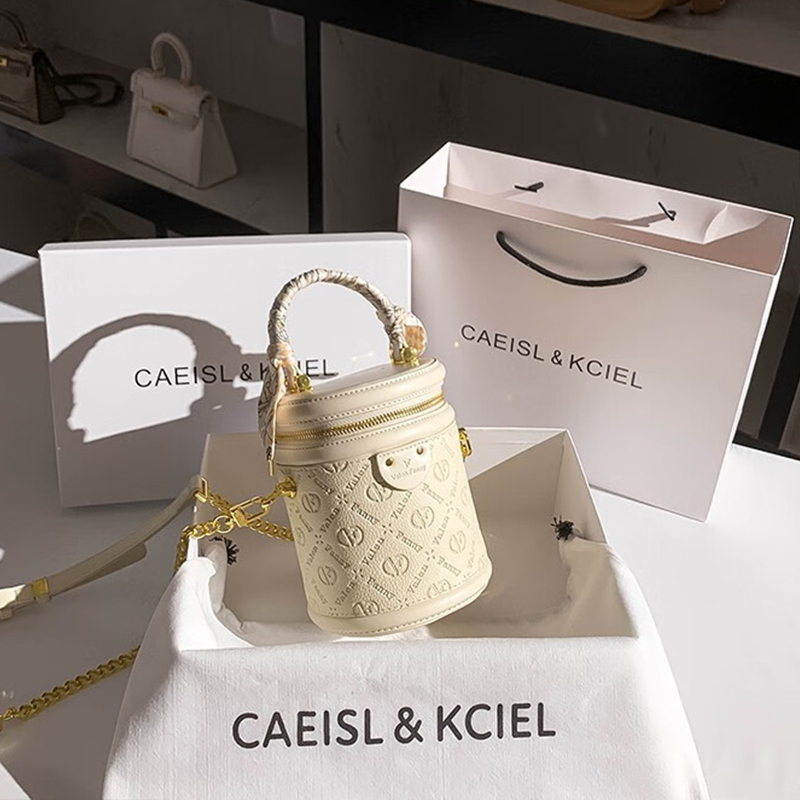 2023 trendy women's bags with niche design high-end embossed handheld crossbody bag mini shoulder bag for women
